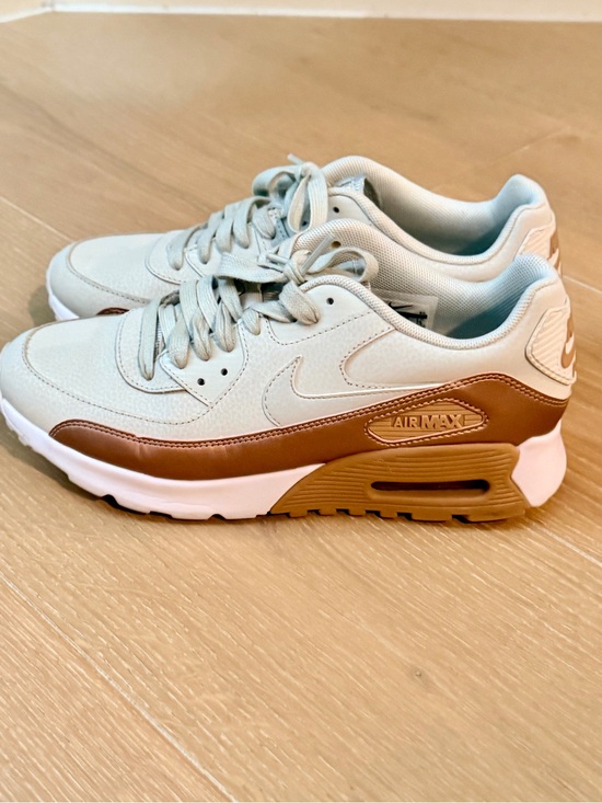 Nike Shoes - Nike Airmax Women's Sneakers in White and Bronze